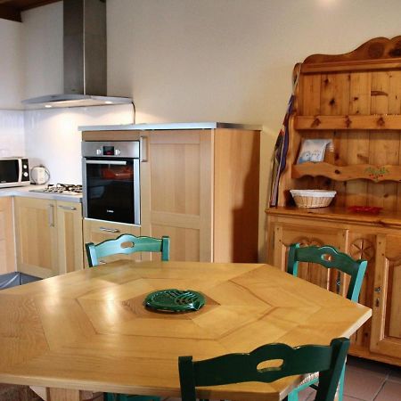 Gite Familial En Pleine Nature Avec Cour Privee, Wi-Fi Et Proche Randonnees A Le Mas-De-Tence - Fr-1-582-132 Luaran gambar