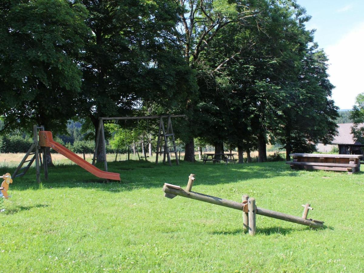 Gite Familial En Pleine Nature Avec Cour Privee, Wi-Fi Et Proche Randonnees A Le Mas-De-Tence - Fr-1-582-132 Luaran gambar
